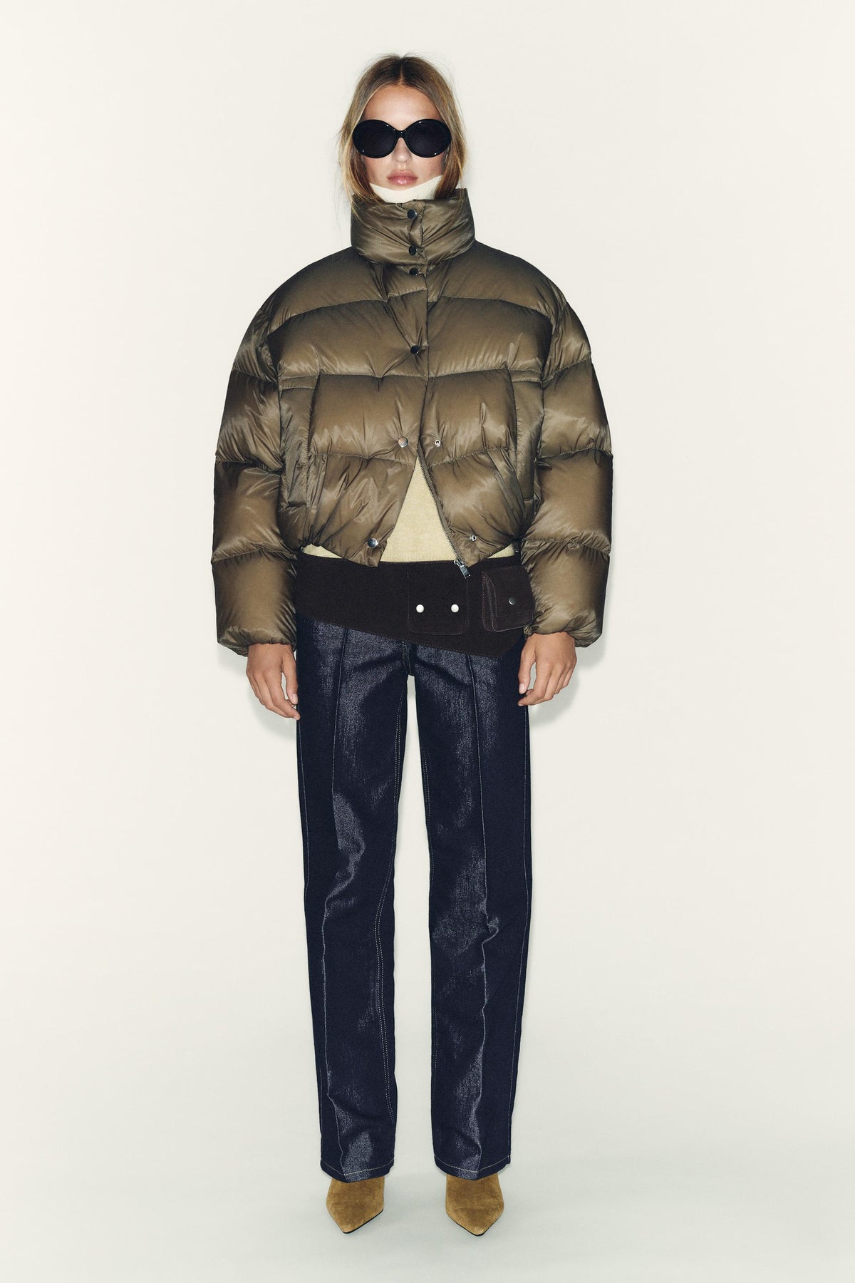 Water-repellent puffer jacket