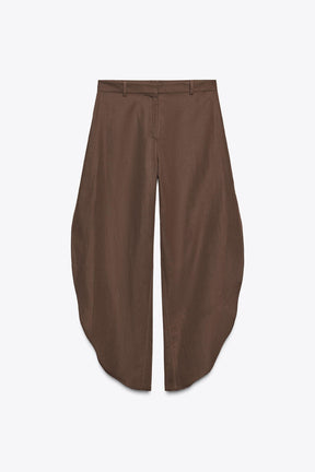 Wide-leg trousers with vents
