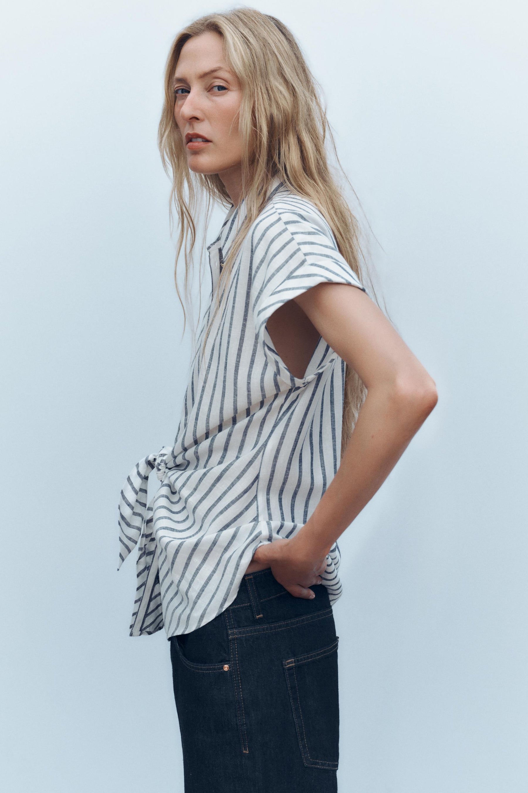Linen Blend Knotted Shirt