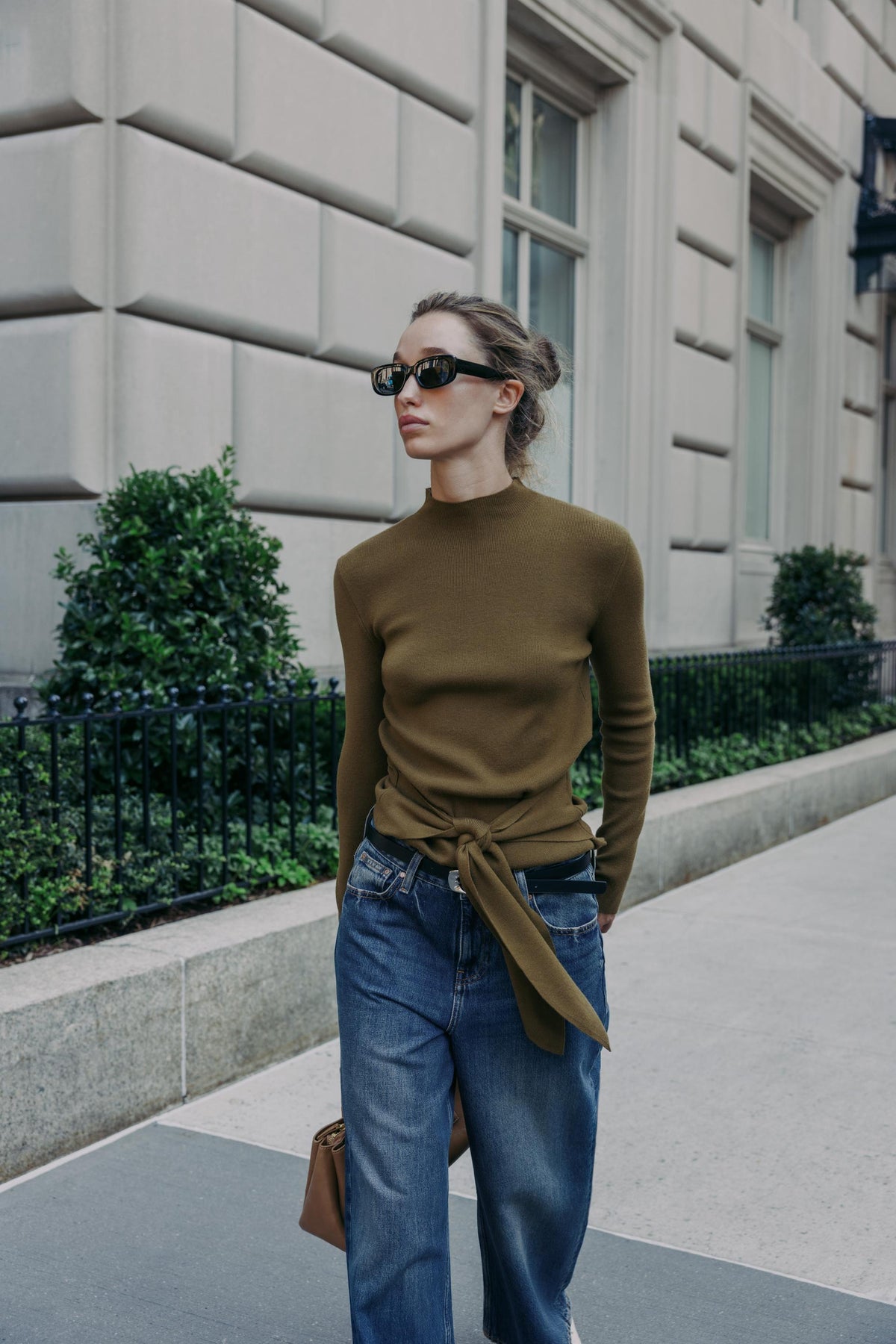 KNOT DETAIL JUMPER