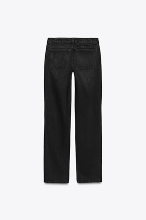 LOW-RISE STRAIGHT JEANS