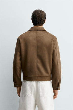 Kurze Jacke aus Wildlederimitat