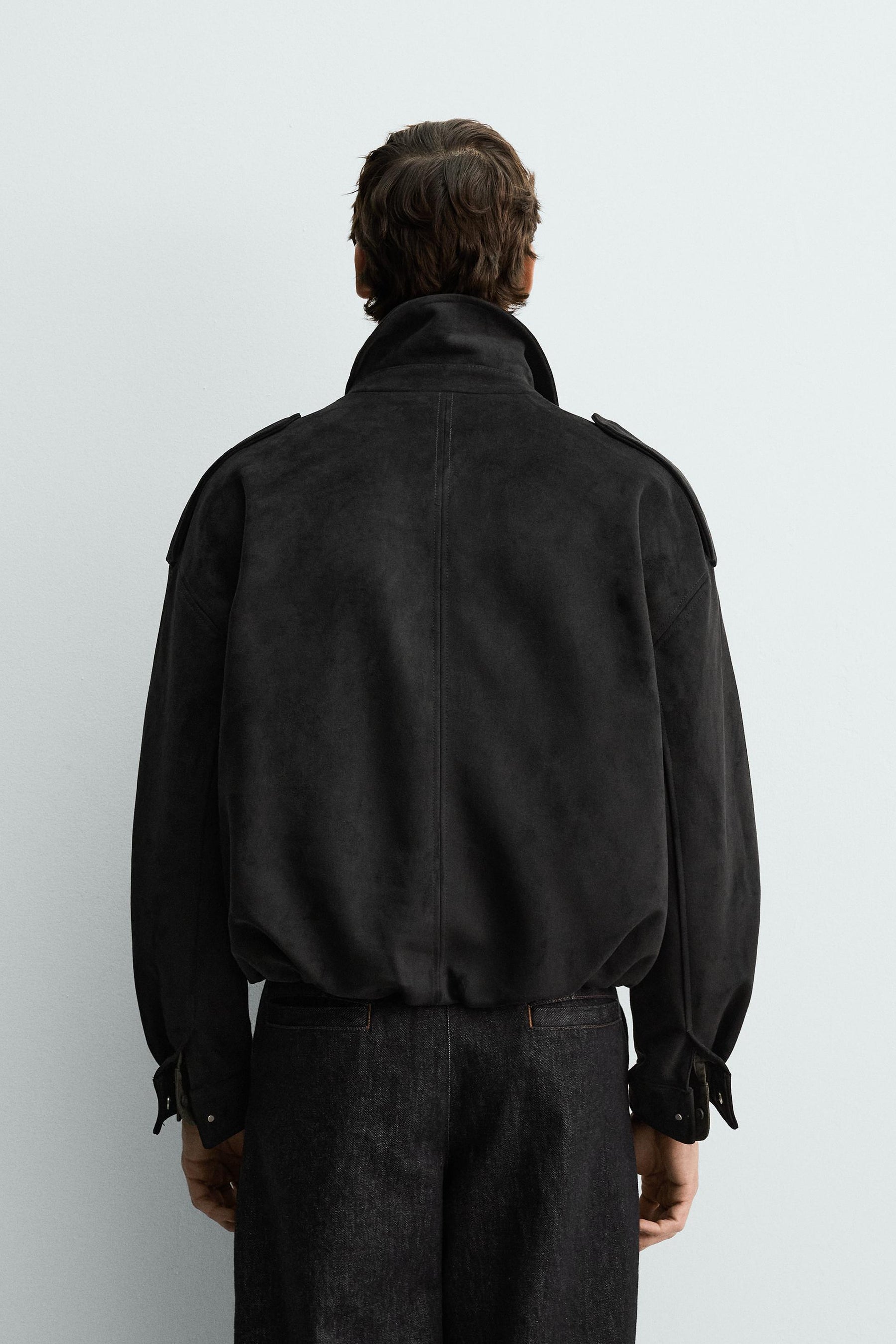 Kurze Jacke aus Wildlederimitat