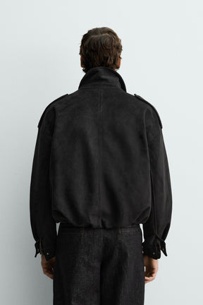 Kurze Jacke aus Wildlederimitat