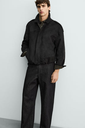 Kurze Jacke aus Wildlederimitat