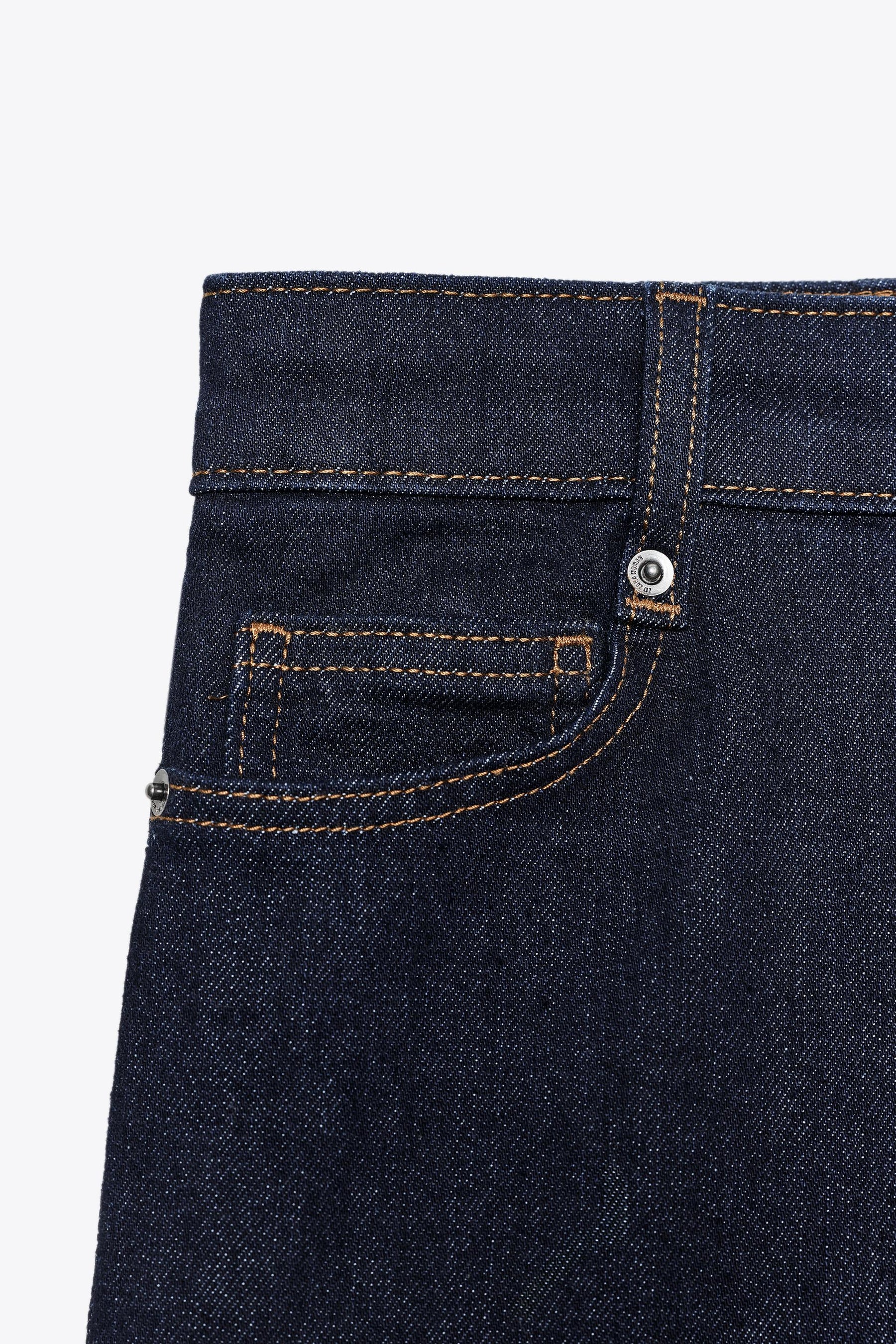 Wide-leg High-waist Jeans
