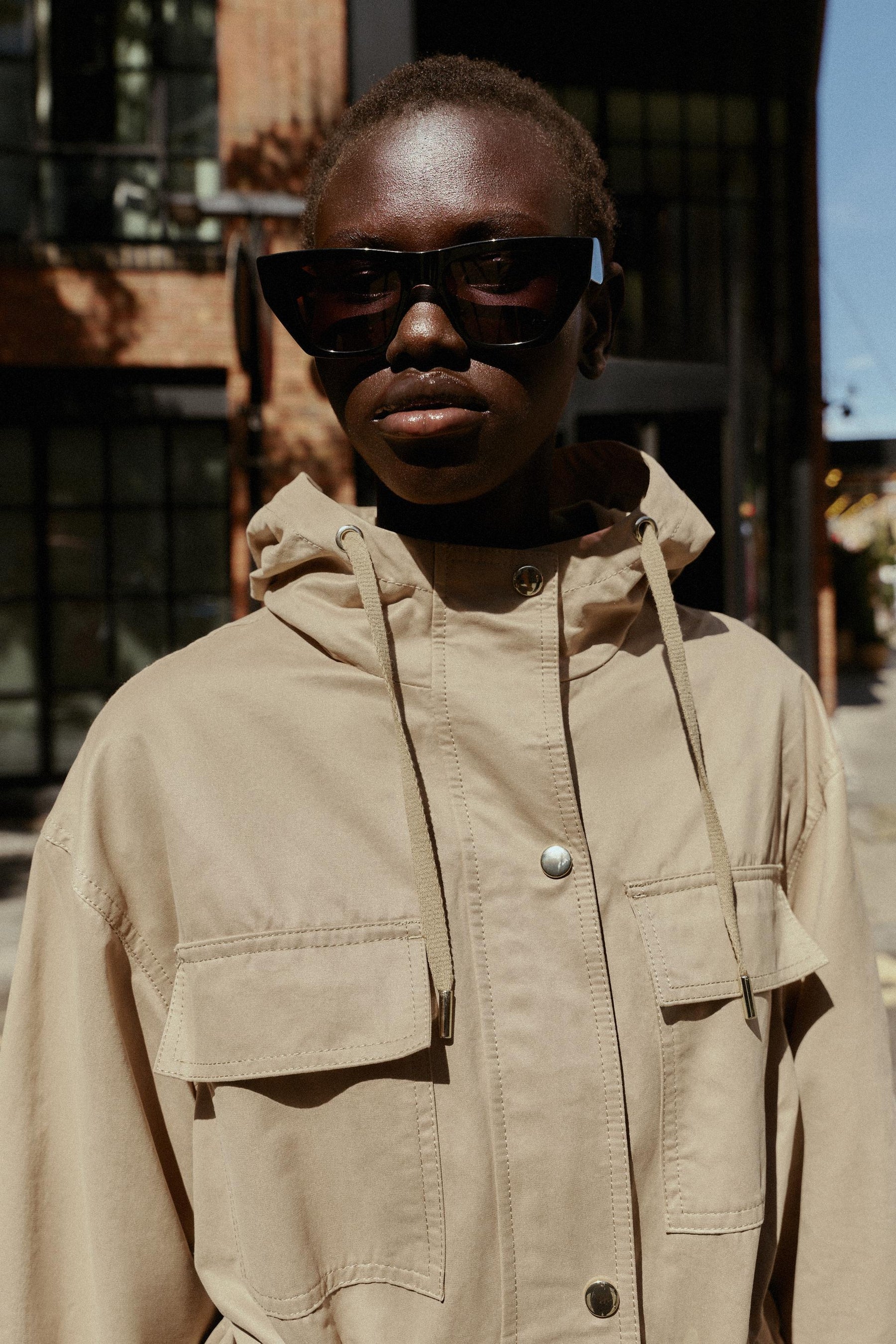 MULTI-POCKET HOODED JACKET