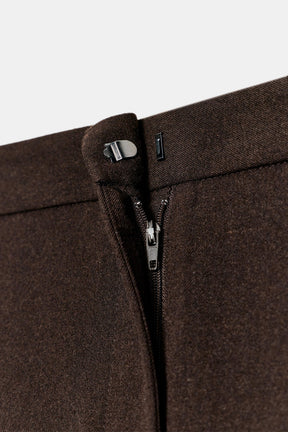 Straight-leg trousers
