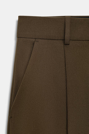 High-waist trousers