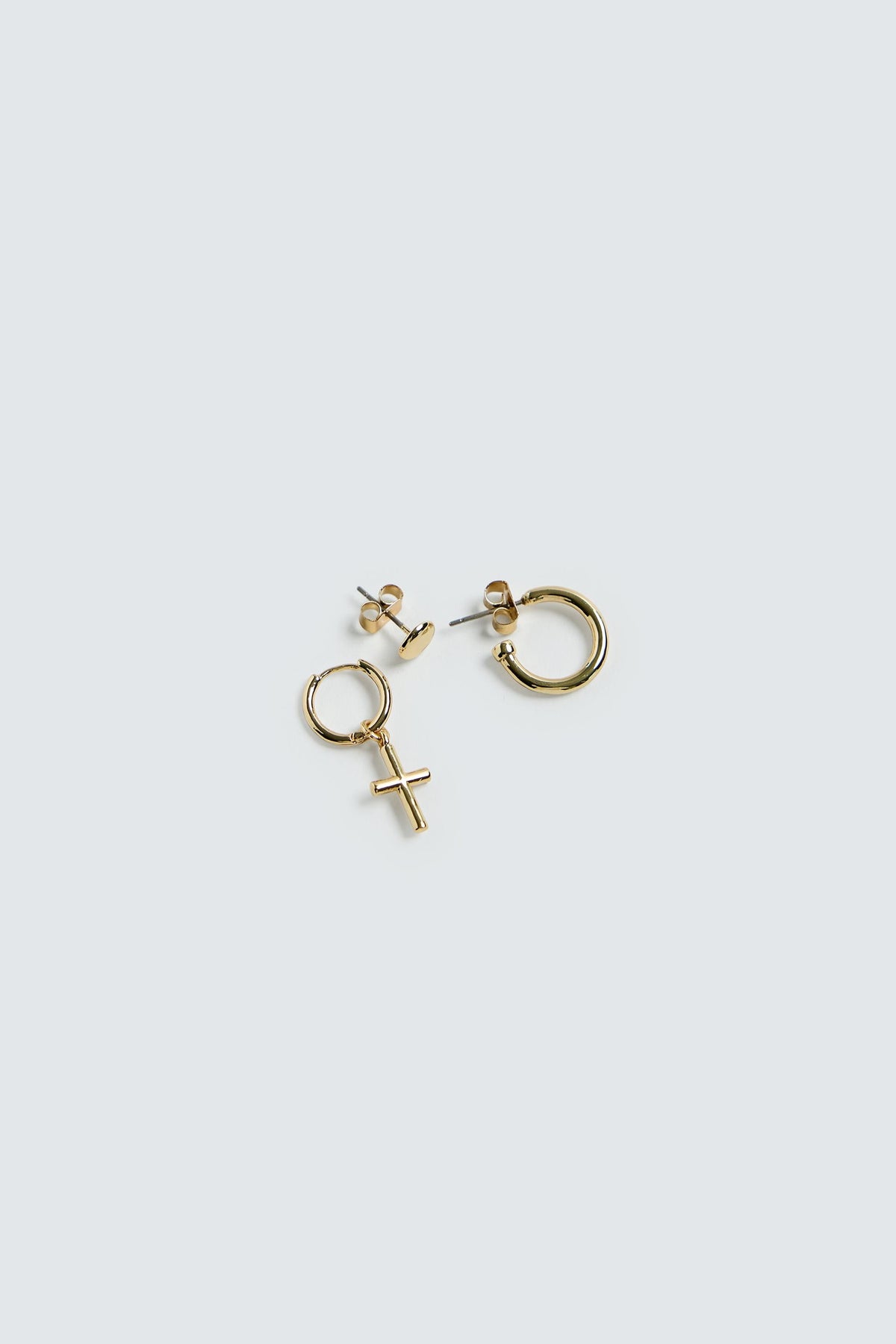 3-PACK OF EARRINGS © OTIS KWAME KYE QUAICOE - Image 2