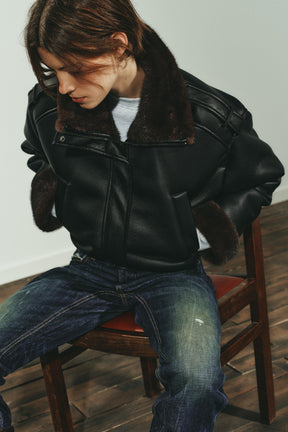 Bomberjacke aus Kunstleder