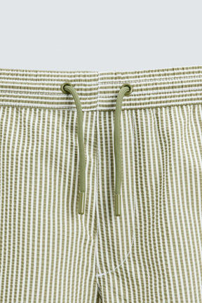 SEERSUCKER MID-LENGTH SWIMMING TRUNKS - Image 7