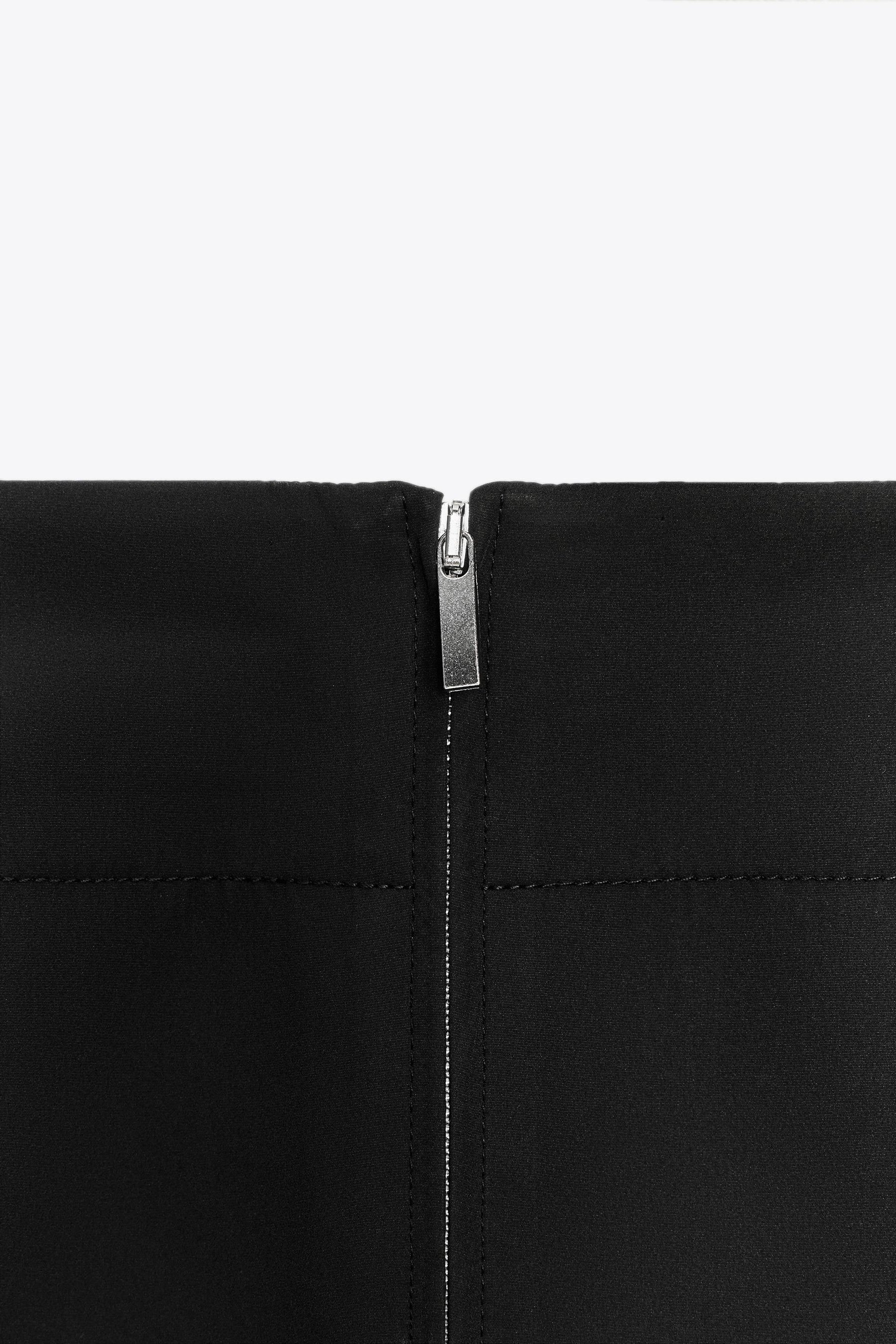 FLARED BELT SKIRT