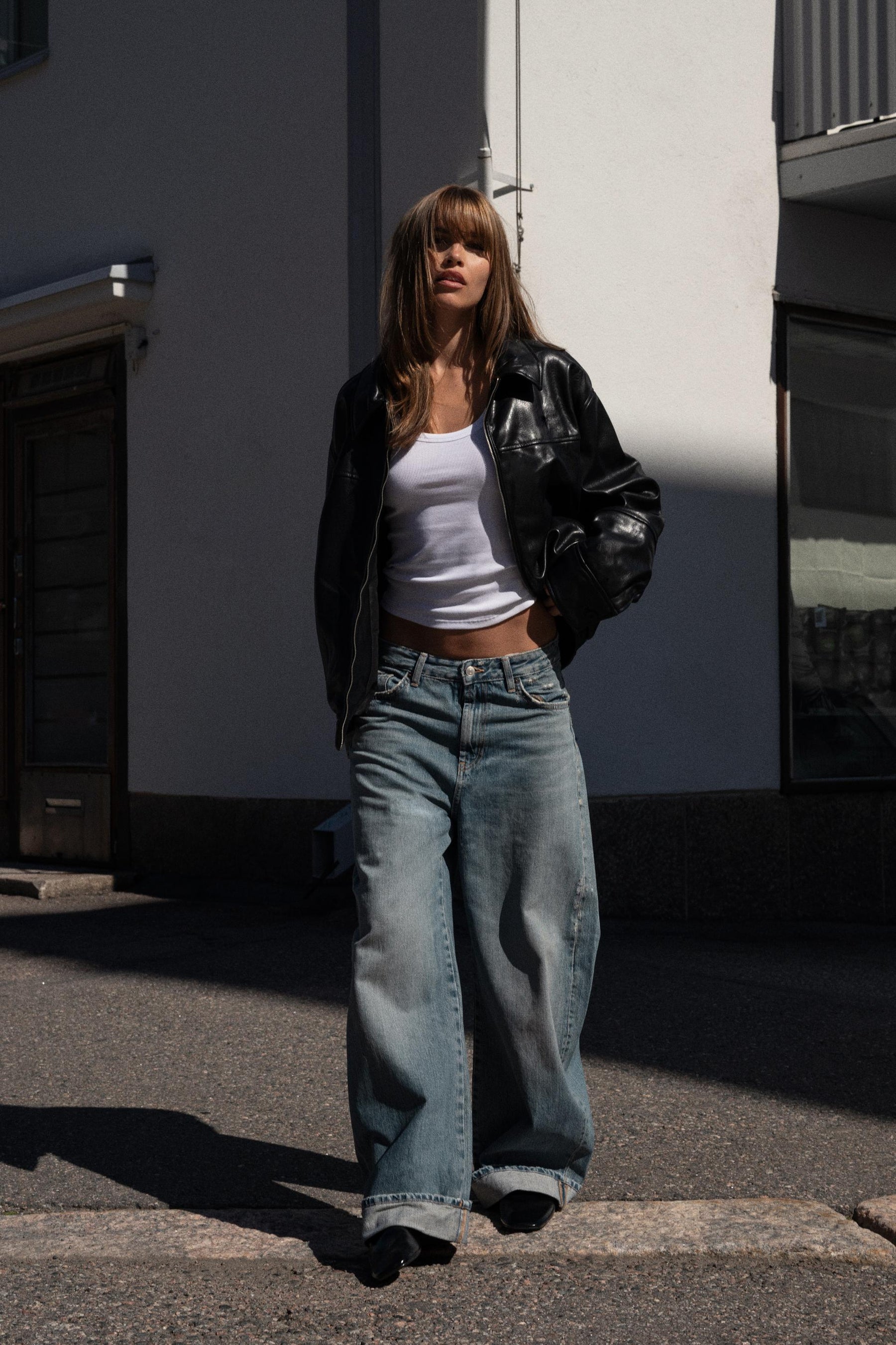 Baggy Folded Mid-Waist Jeans