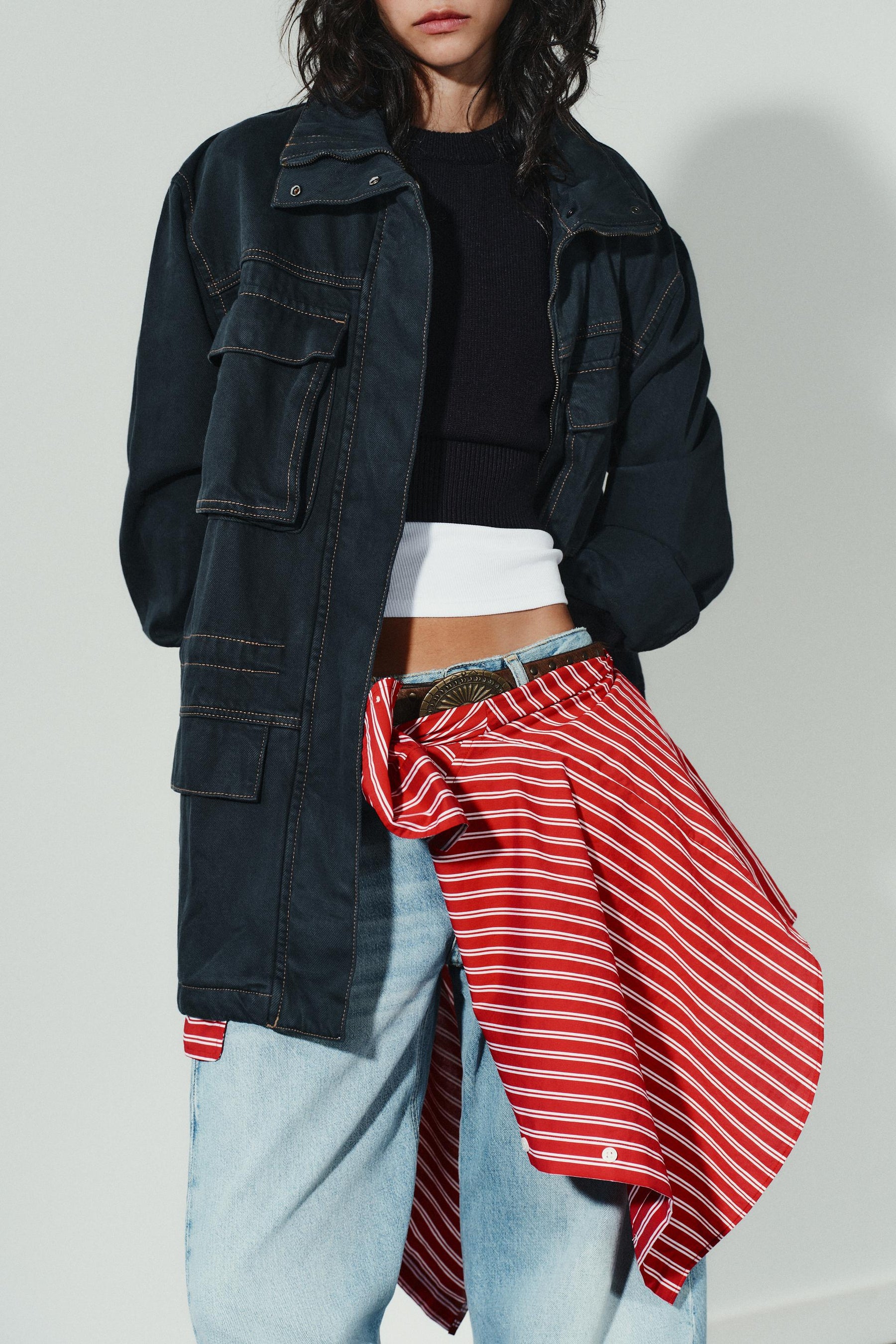 Jacke mit Ziernähten