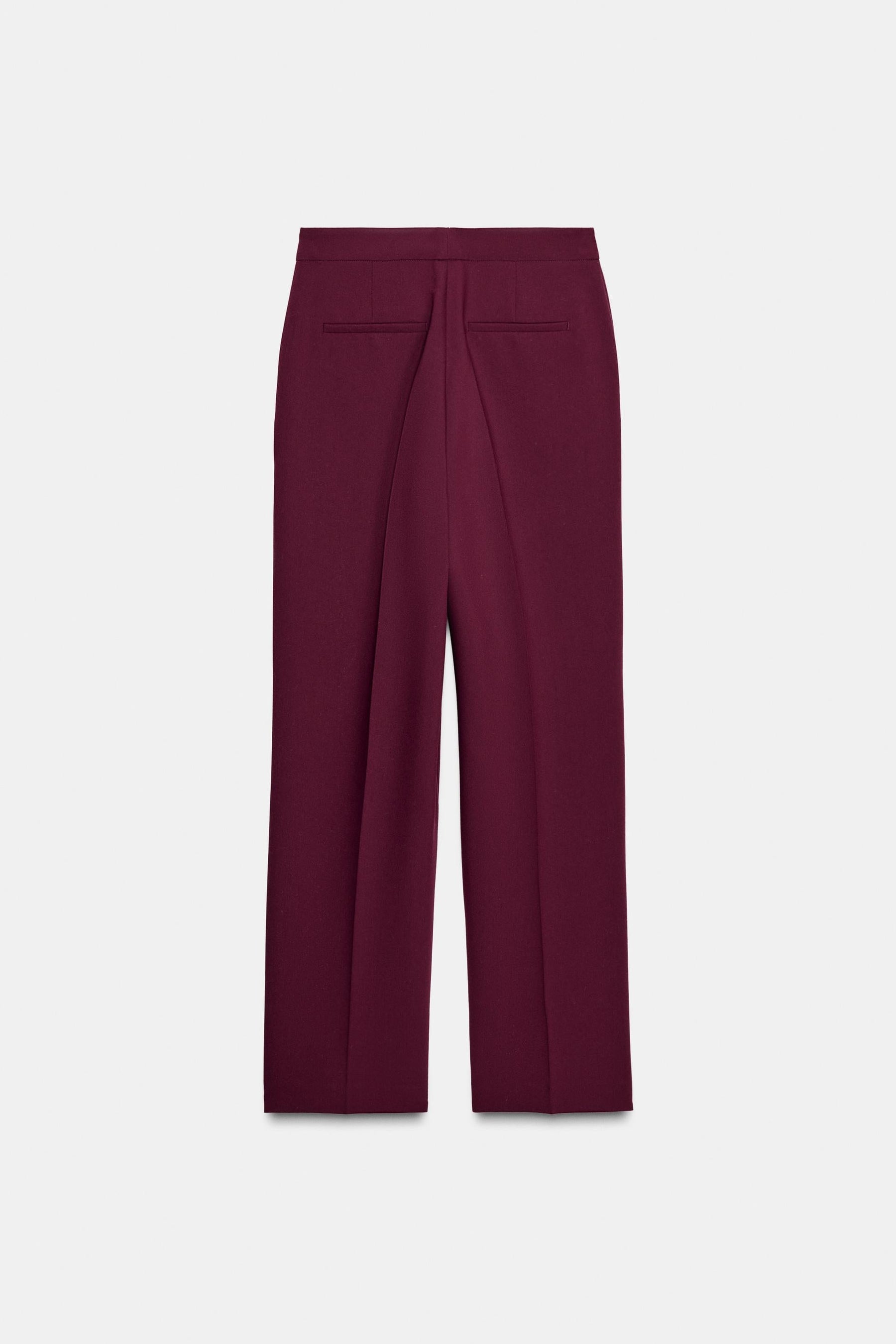 Gerade geschnittene, hochtaillierte Hose