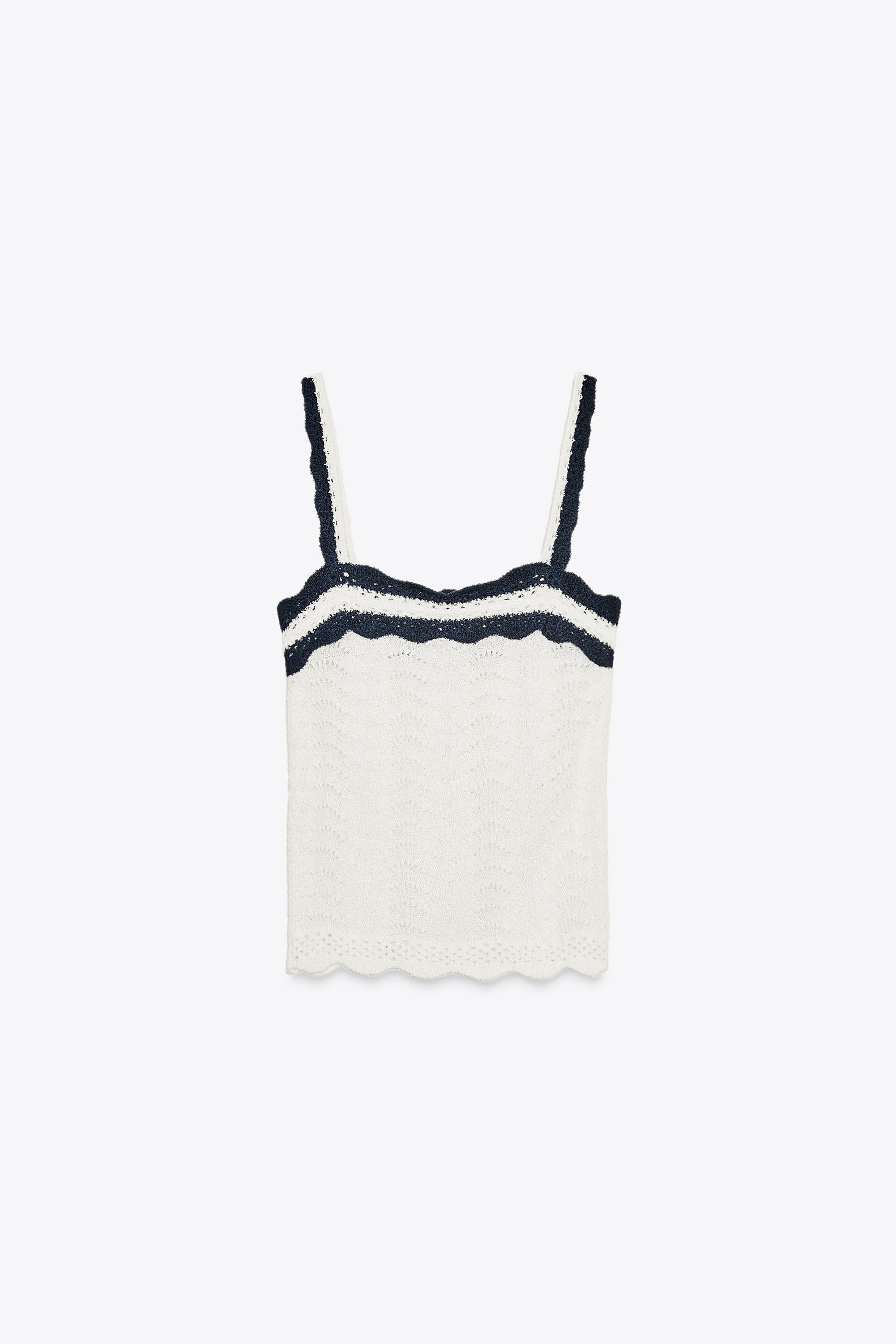CONTRAST RUFFLE SHIRT