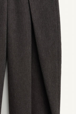 Wool Pleated Volume Trousers