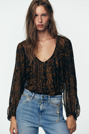 Bluse mit Tiermuster