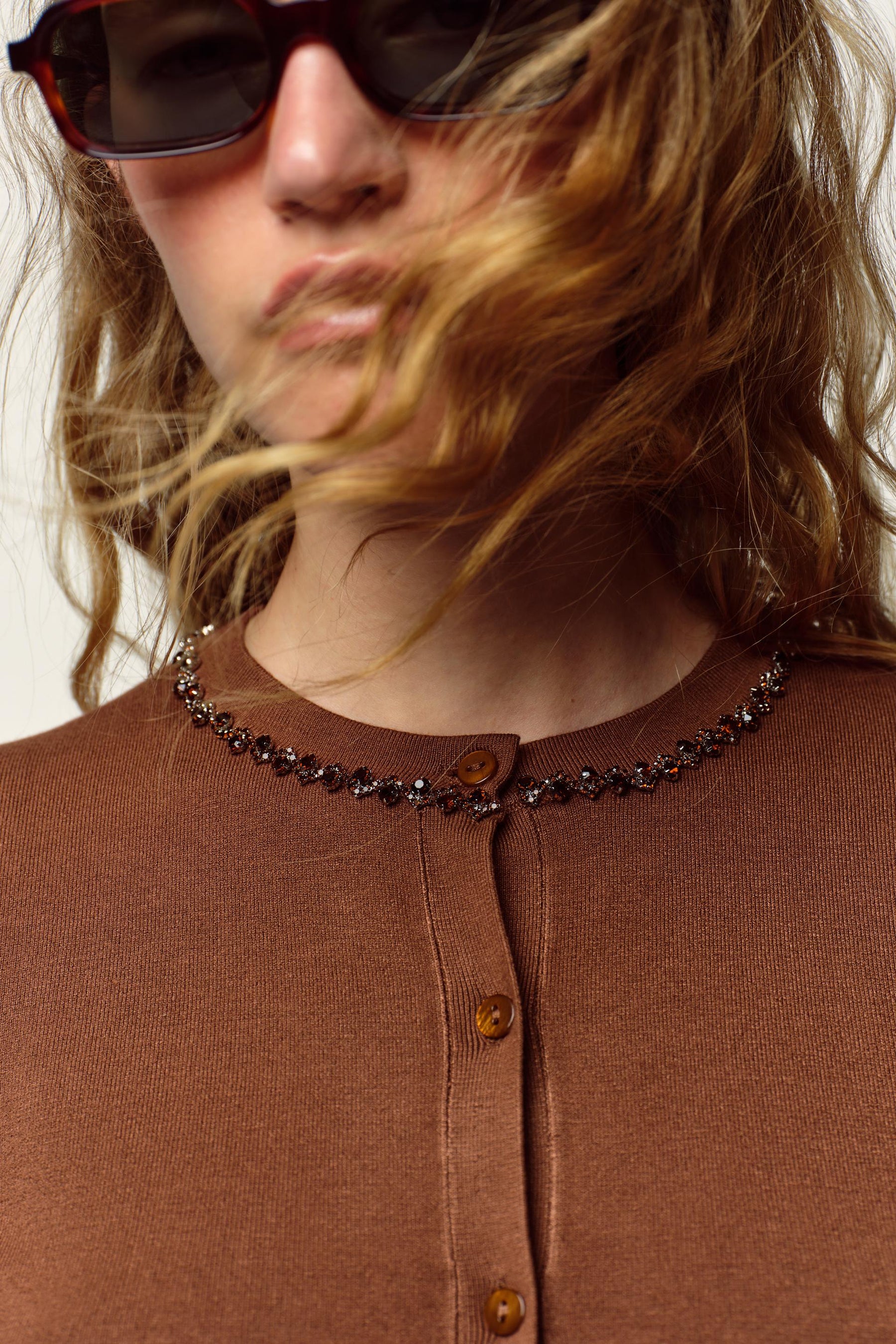 Strickjacke mit Juwelenmuster