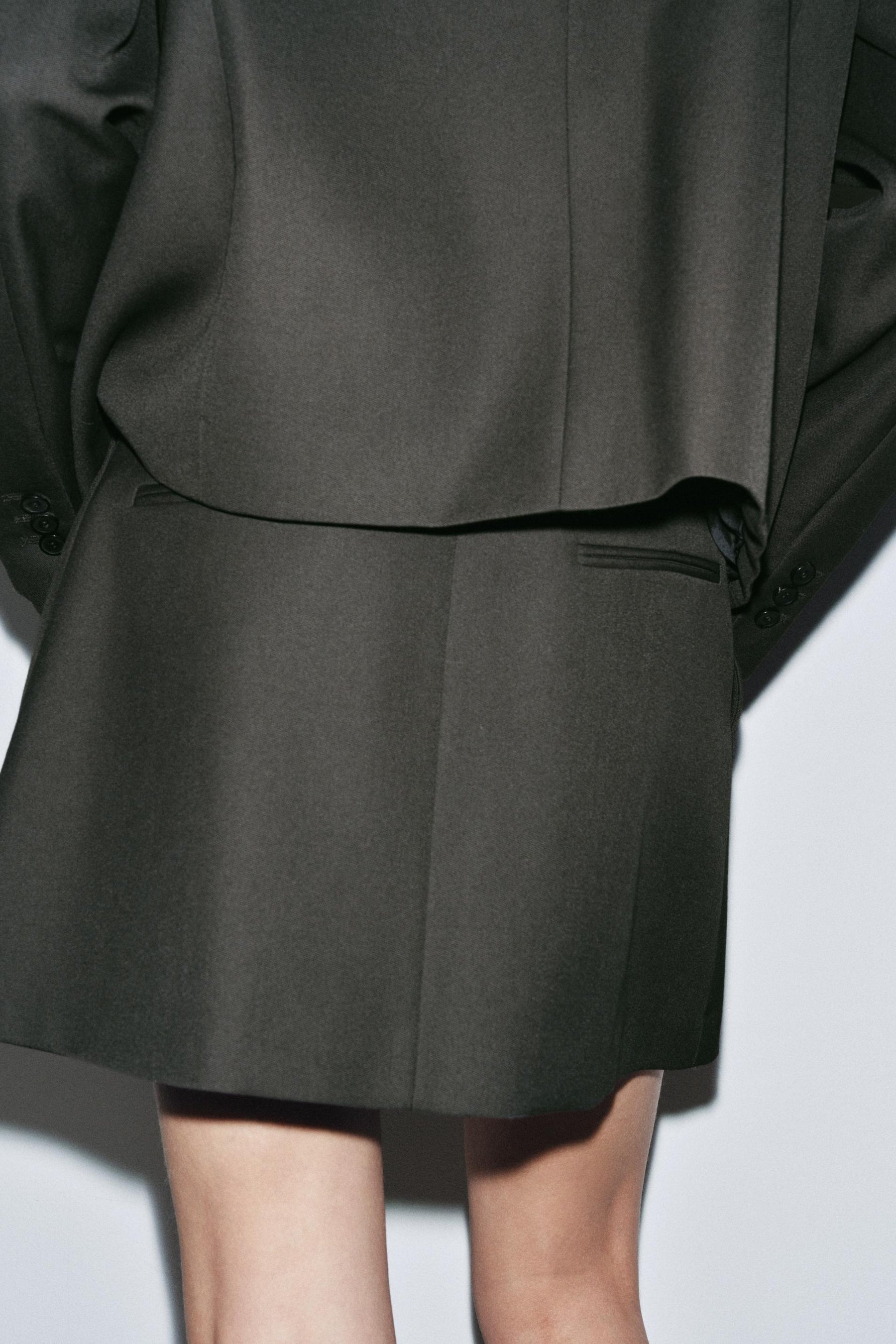 Pleated Short Skirt