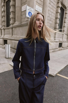 CONTRAST TOPSTITCHING JACKET