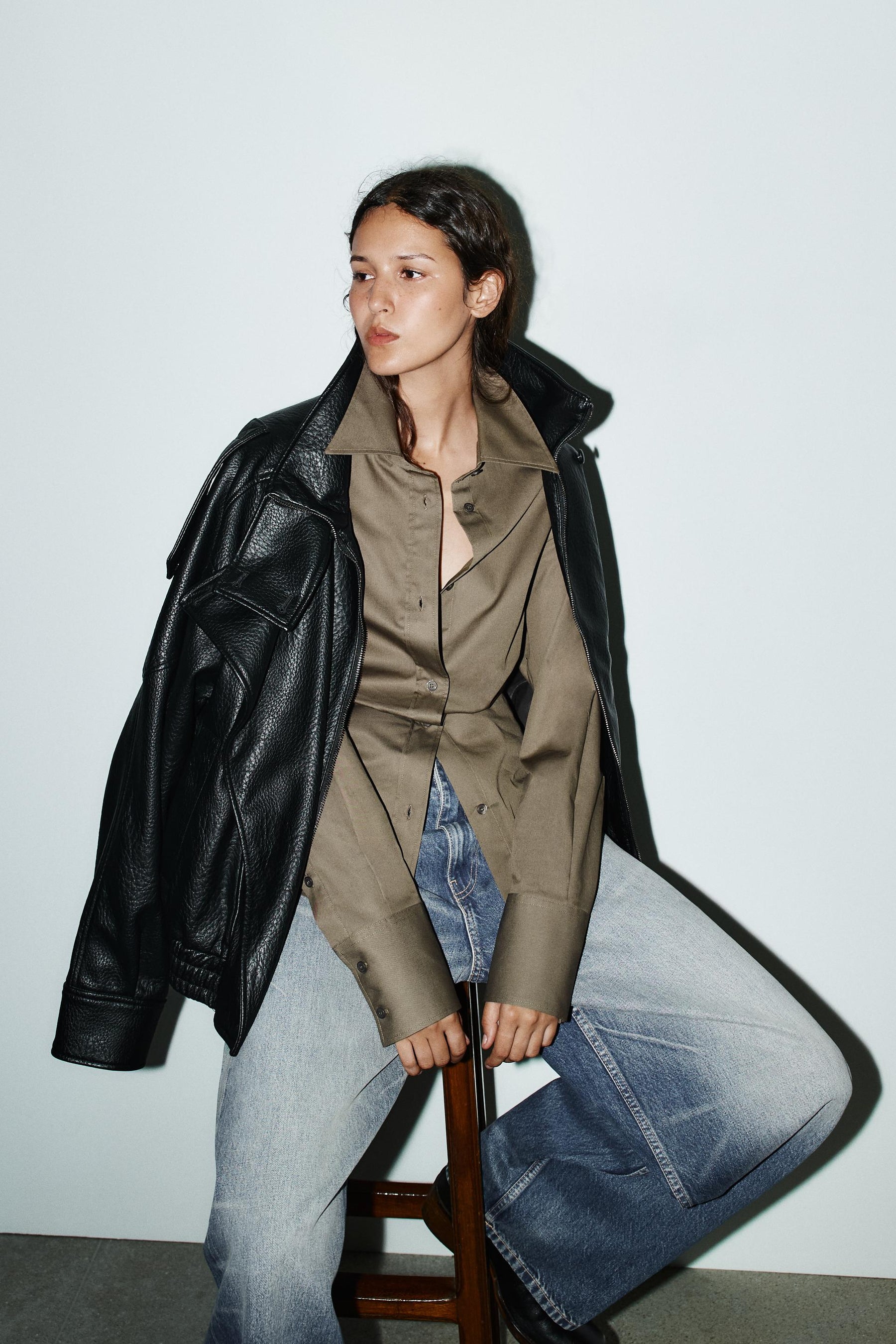 Fitted Hem Shirt
