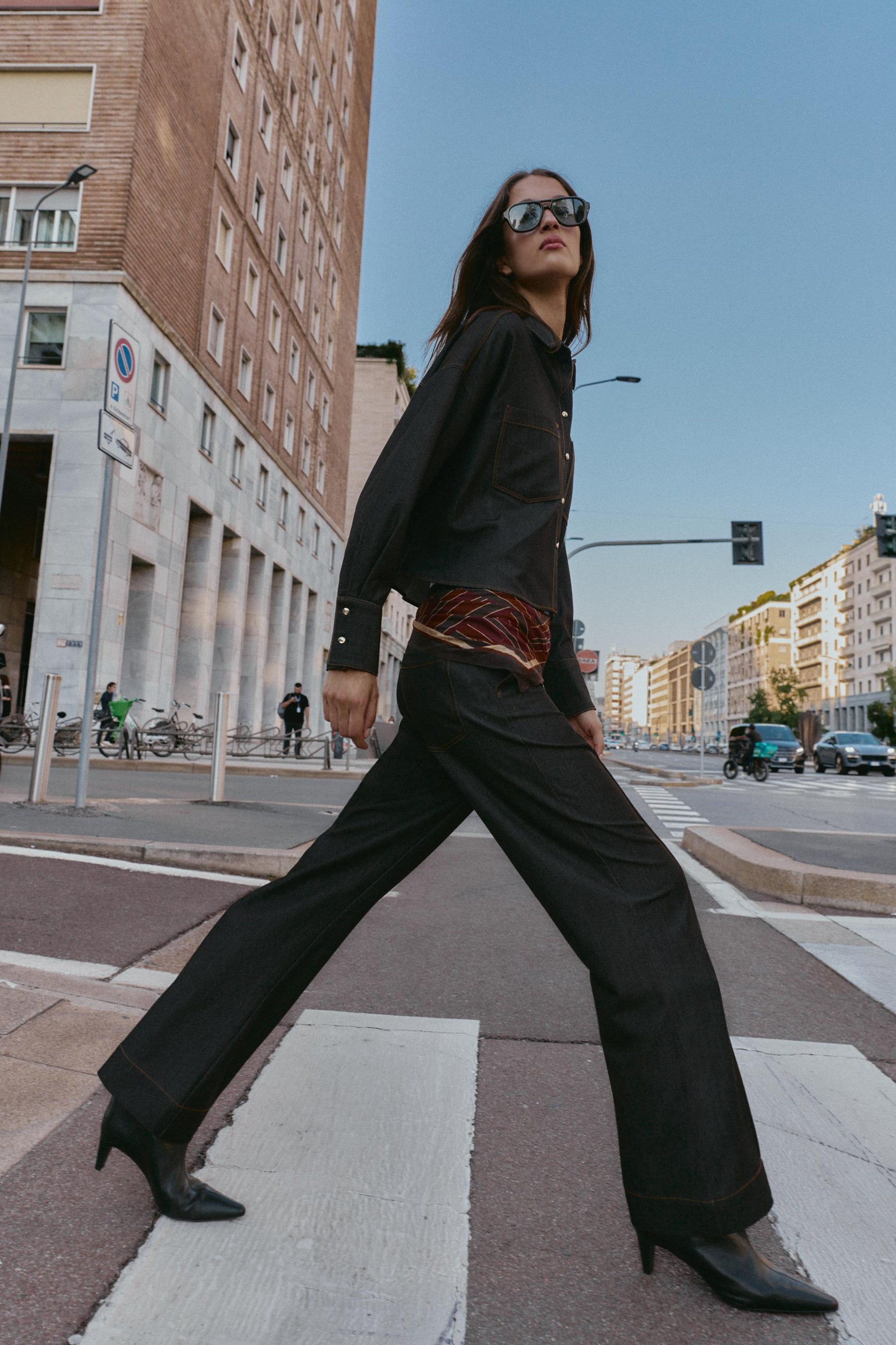 TOPSTITCH TROUSERS