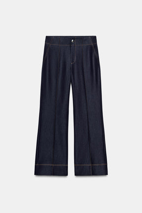 Bootcut-Hose mit kontrastierenden Ziernähten