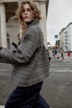 Karierte zweireihige Jacke