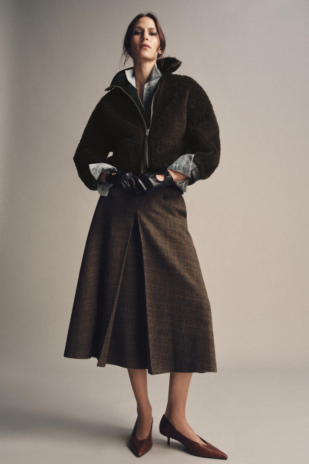 Checked wool pleated skirt