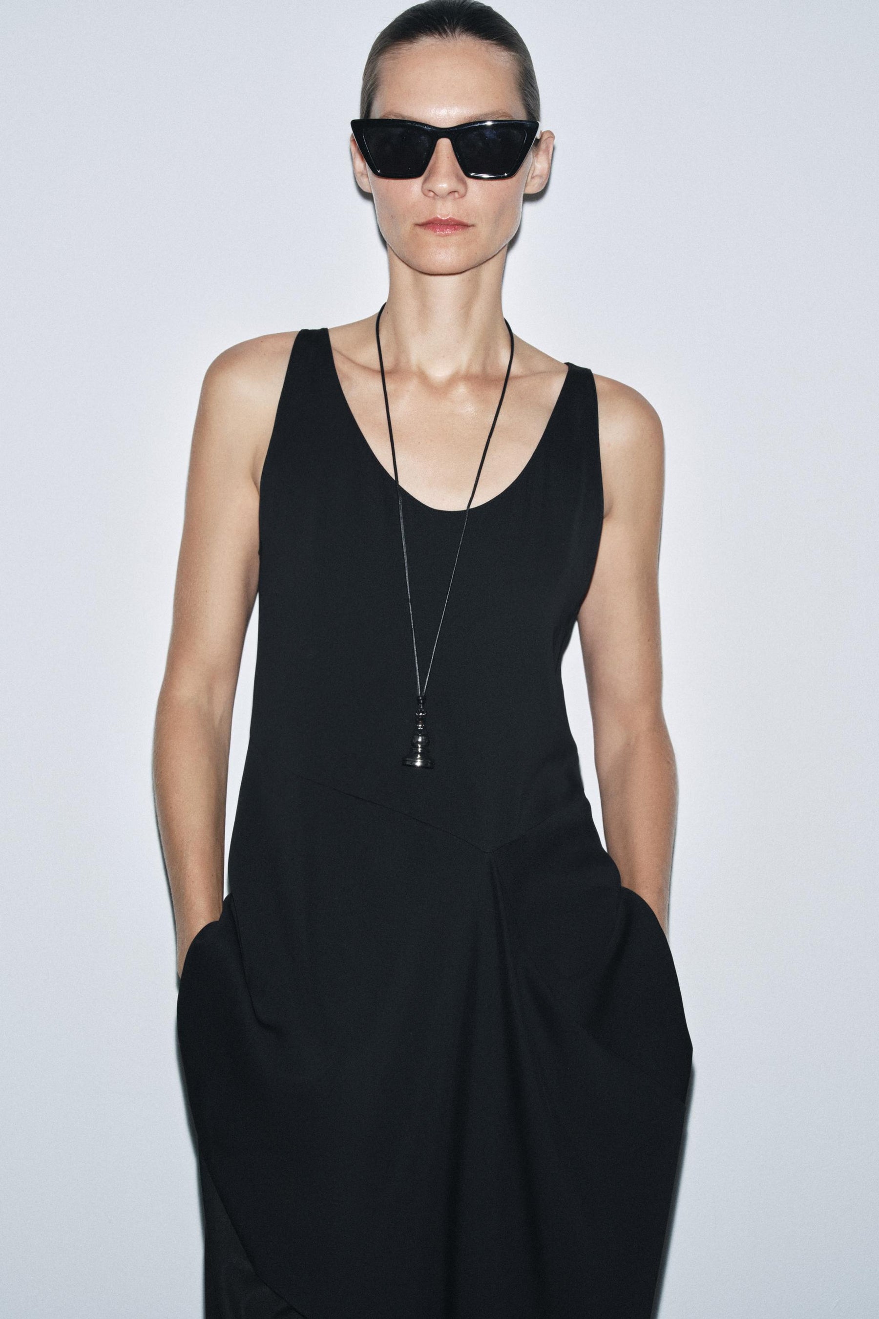 ASYMMETRIC FASHION TOP