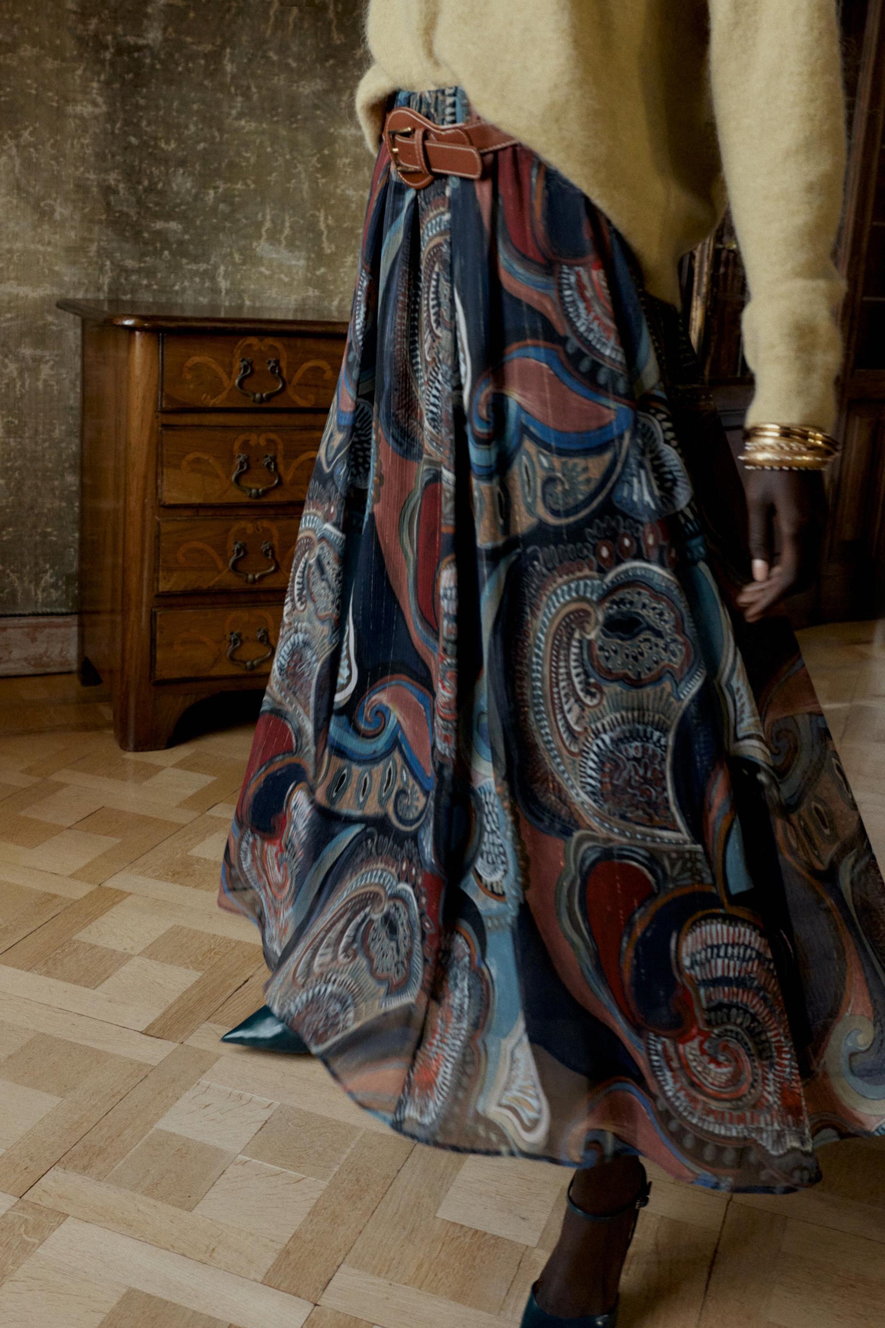 PRINTED MIDI SKIRT