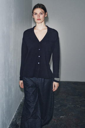 EXTRA SOFT WOOL CARDIGAN