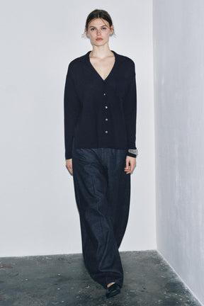 EXTRA SOFT WOOL CARDIGAN