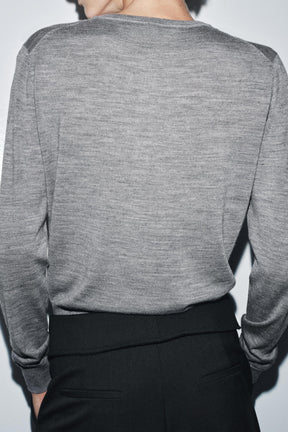 100% WOOL PLAIN KNIT CARDIGAN - Image 3