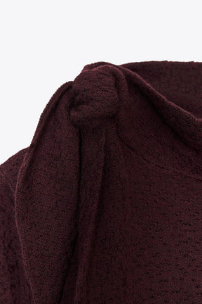 Knit jumper with tie