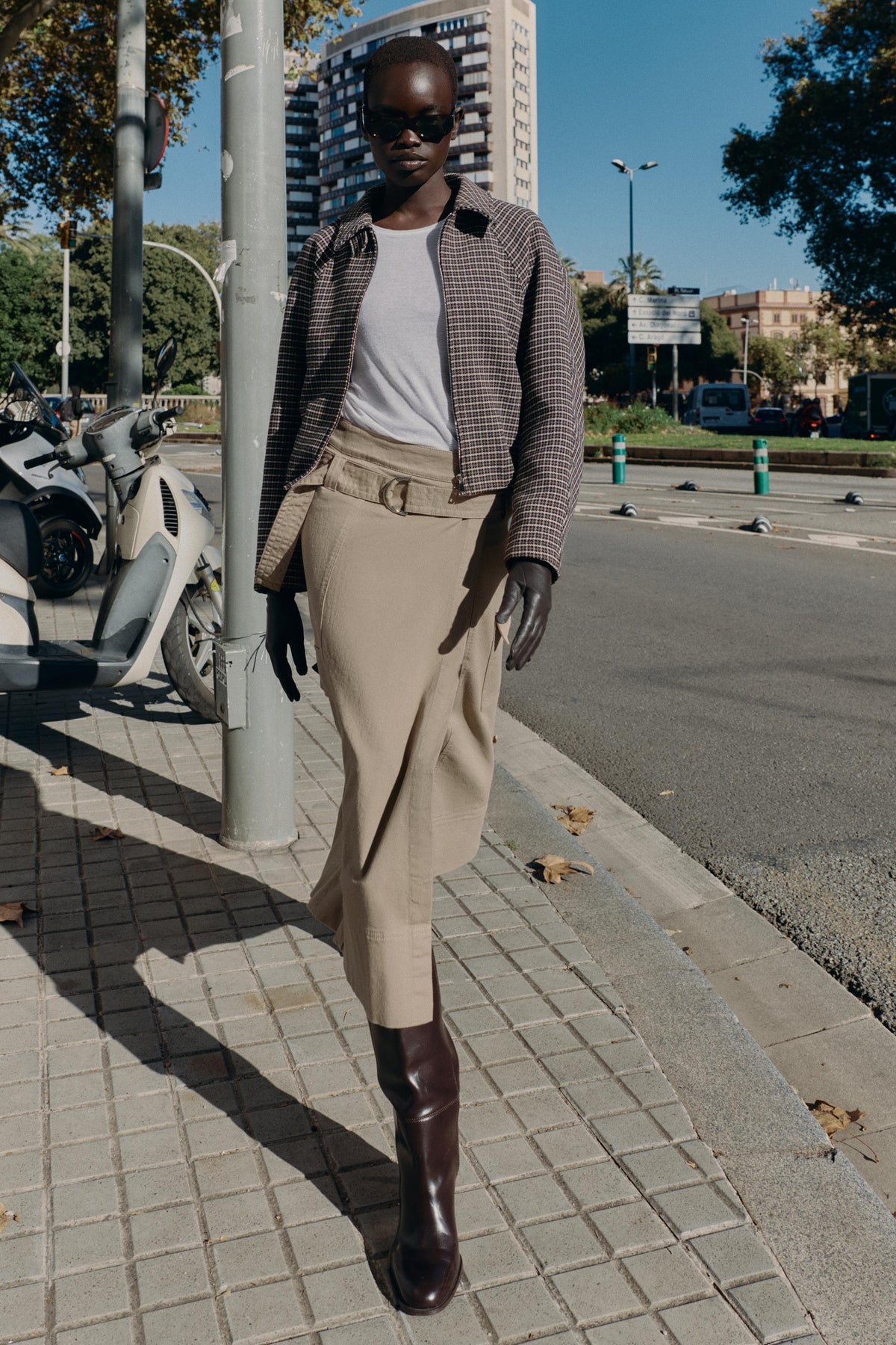 Gesteppte Bomberjacke im Hahnentrittmuster