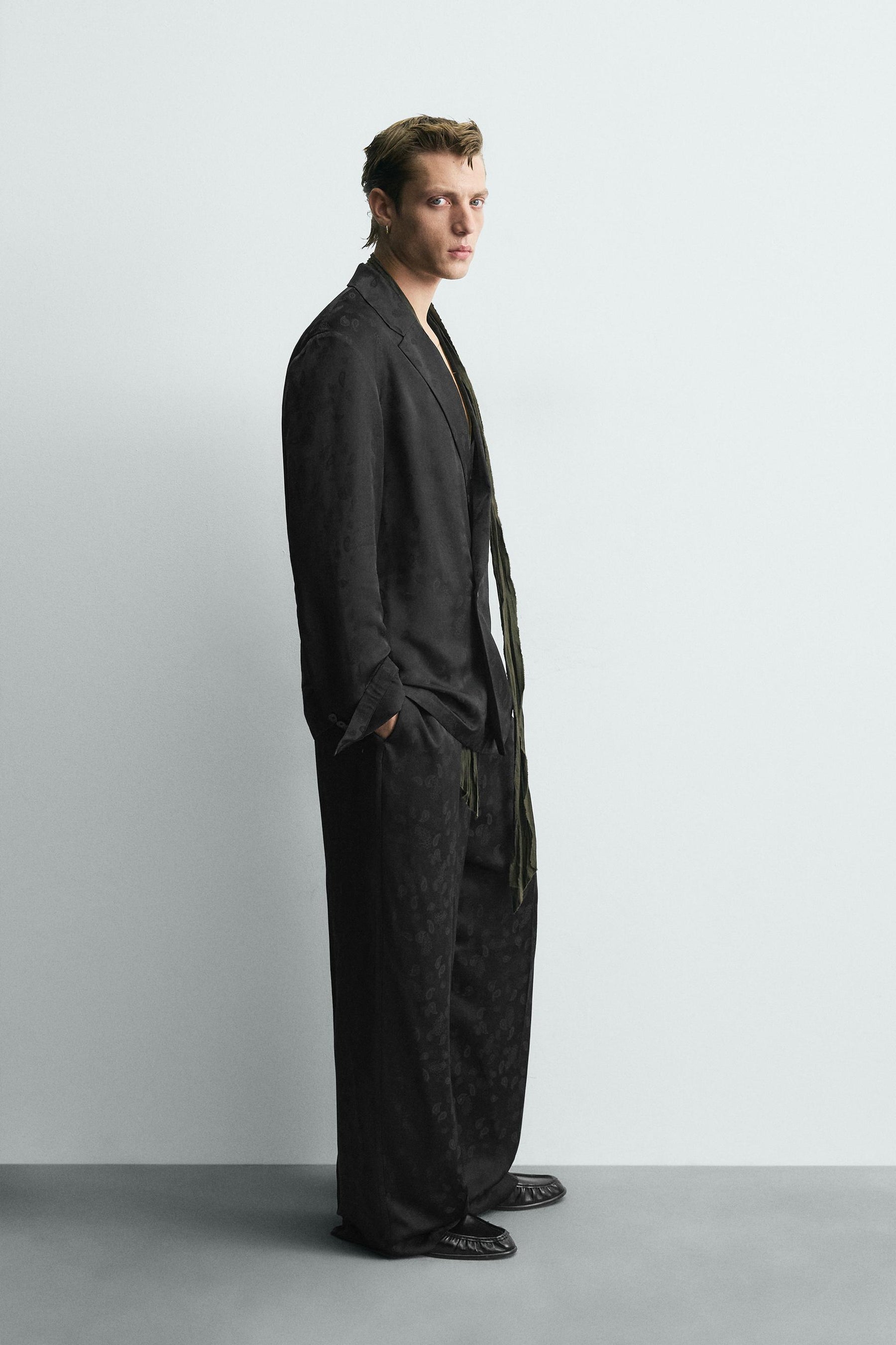 Paisley Jacquard Blazer - Image 4