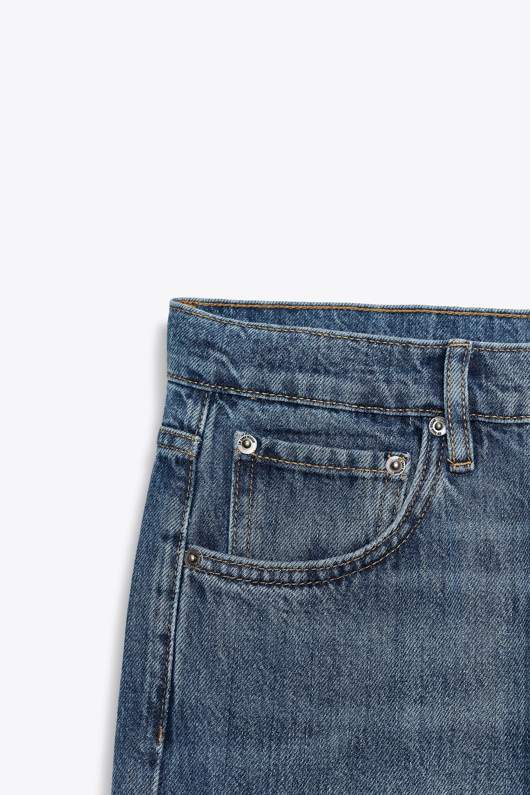 Wide-Leg Low-Rise Jeans