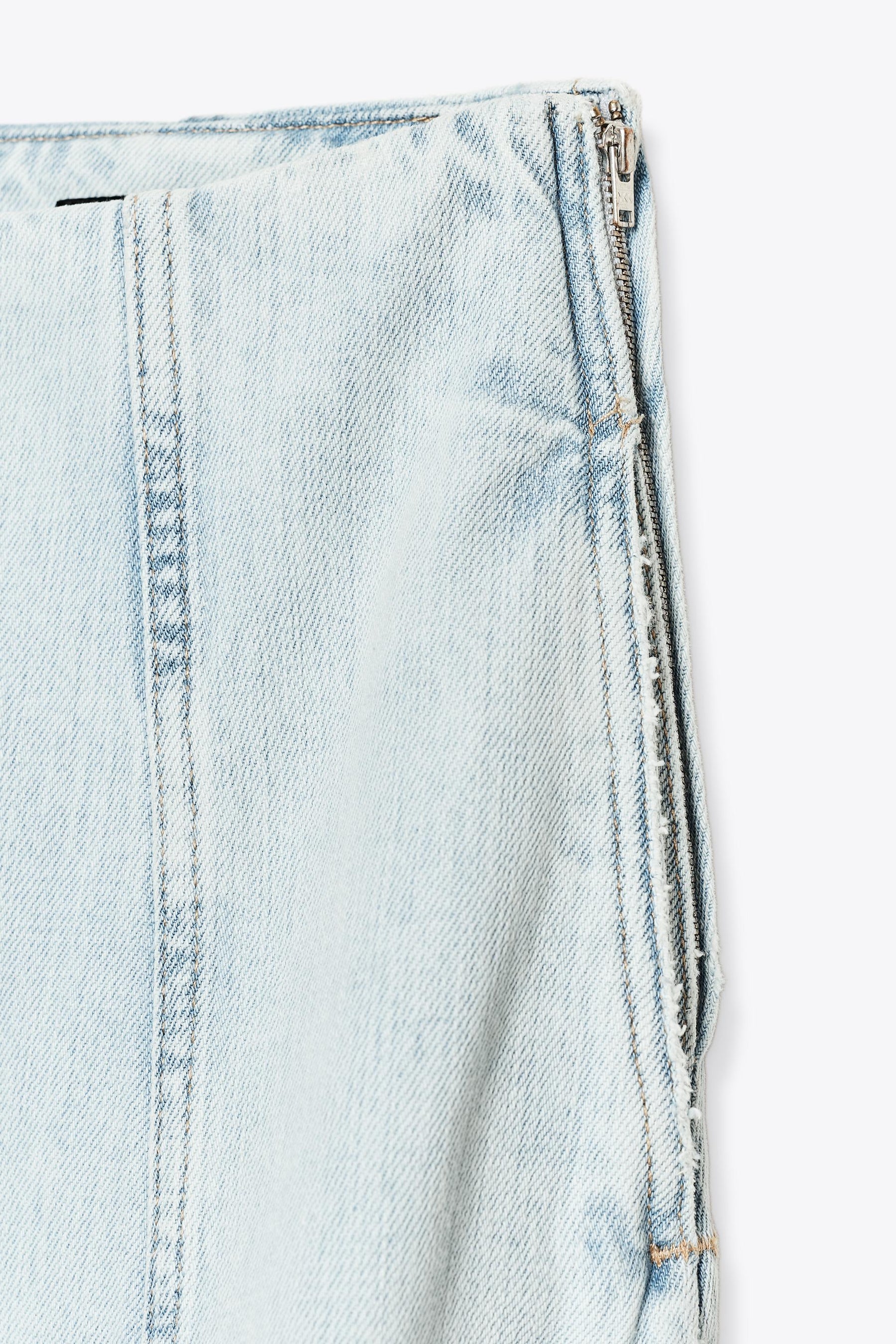 High-Waist Balloon Jeans