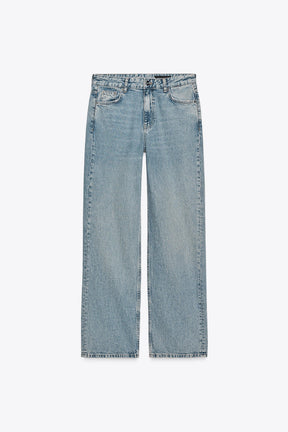 Relaxed Mid-Waist Jeans