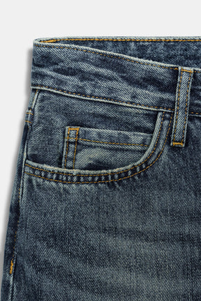 Baggy mid-waist jeans