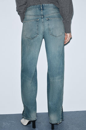 Jeans mit mittelhohem Bund und Reißverschlüssen