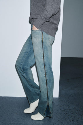 Jeans mit mittelhohem Bund und Reißverschlüssen