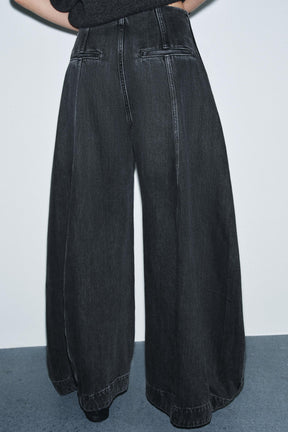 High-waist Balloon Jeans