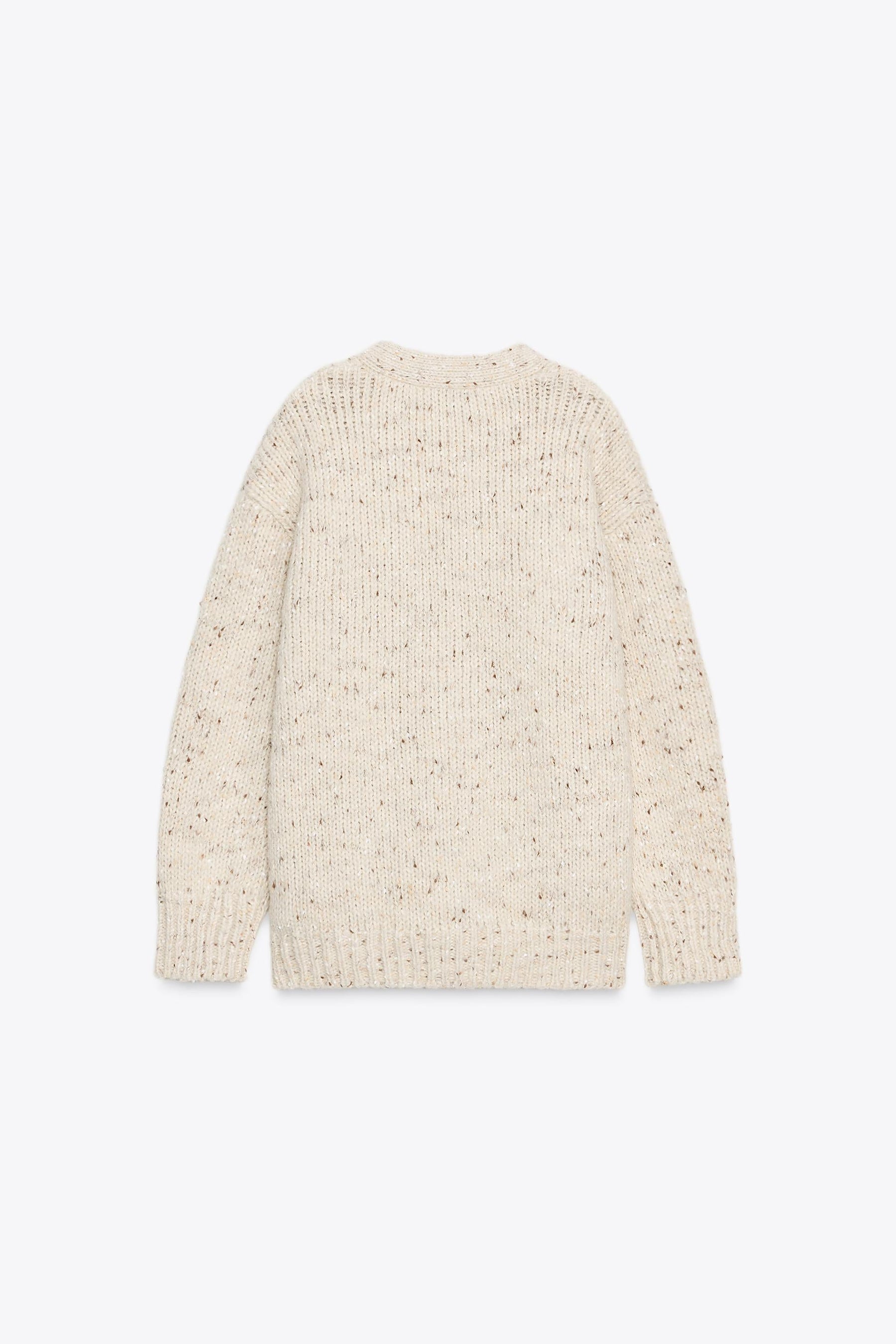 ÜBERGROSSER STRICKCARDIGAN