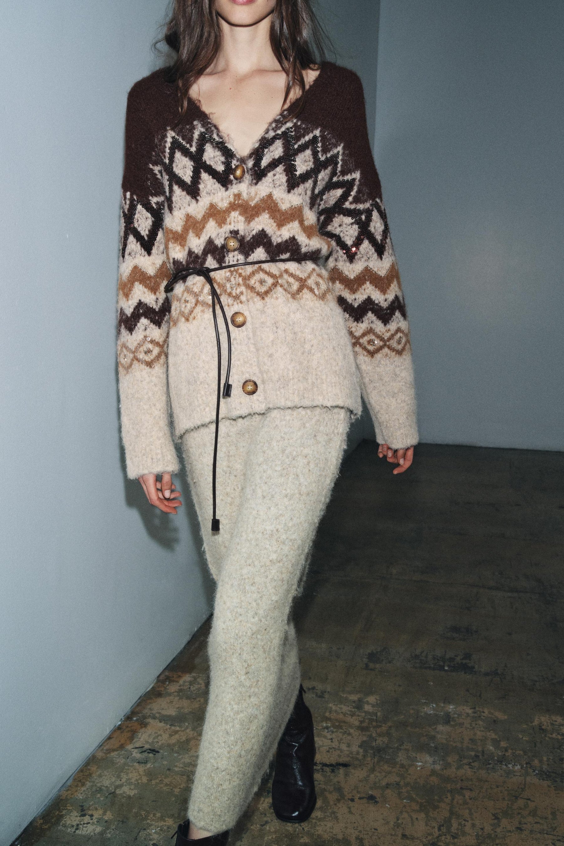 Pailletten-Strickjacke mit