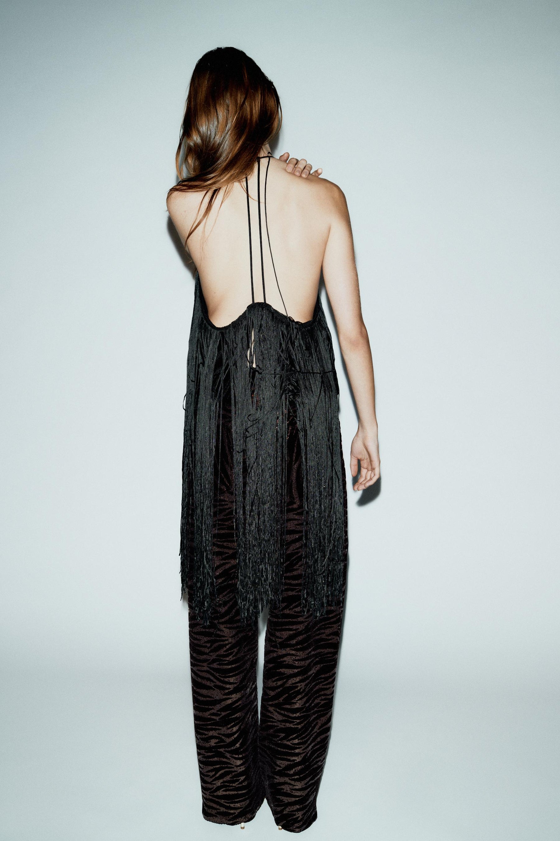 VELVET FRINGED HALTER TOP