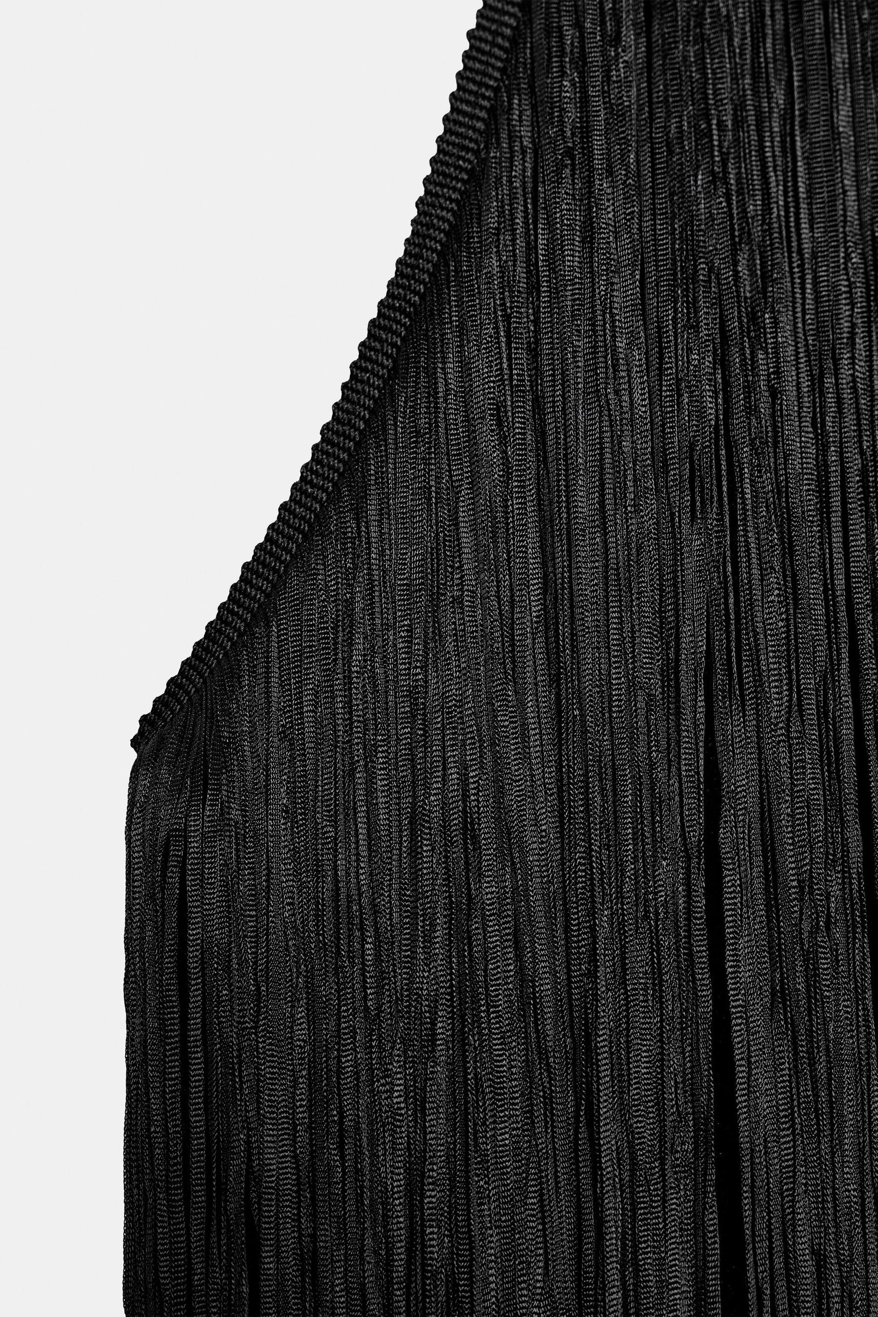 VELVET FRINGED HALTER TOP